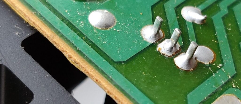 uncleaned solderings