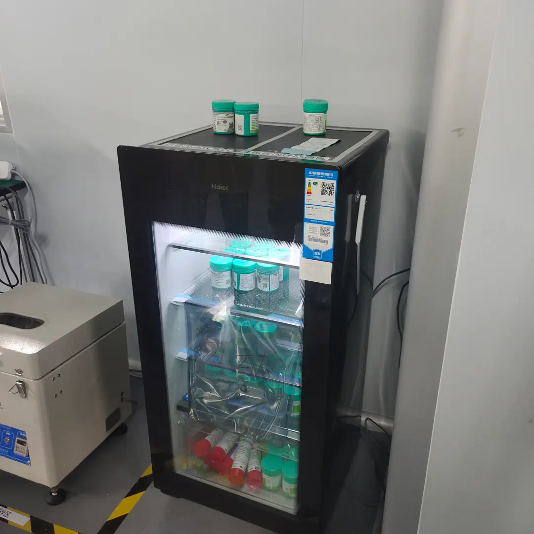 Solder Paste cold storage refrigerator maintaining 2-10 degrees Celsius for SMT materials