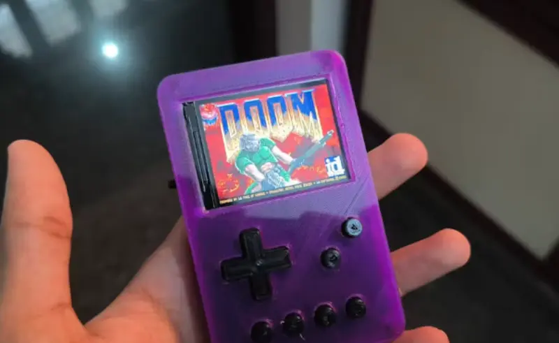Electro Retro — A Credit-Card-Sized ESP32-S3 Gaming Handheld