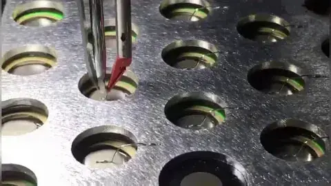 Wire-Bonding-Using-machines